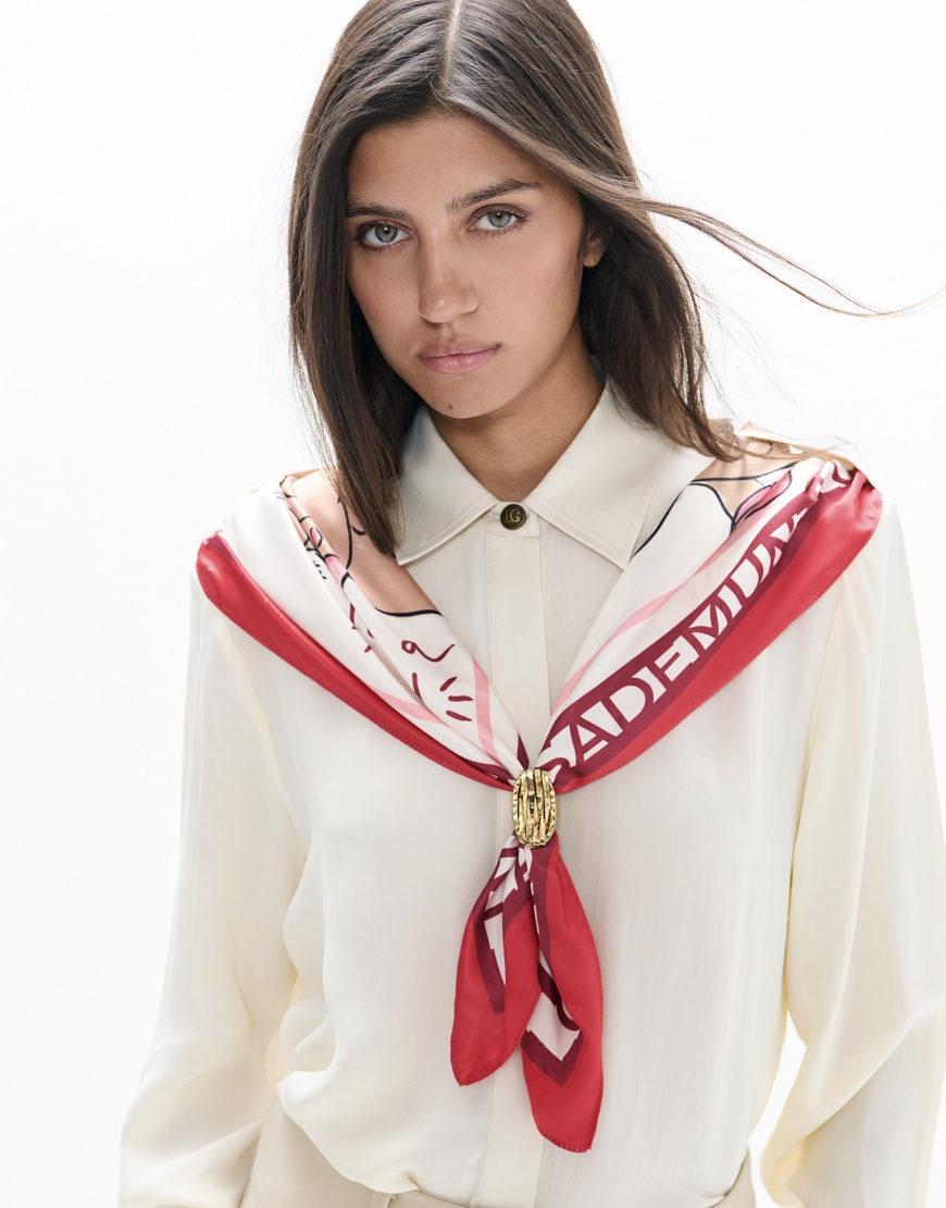 Шал LOLA CASADEMUNT